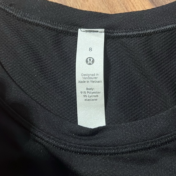Black Lululemon tank top - Picture 2 of 3